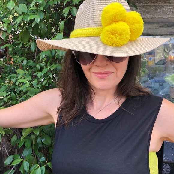 Wayuu Colombian Hat Pom Pom Braided Headband - Picture 5 of 7